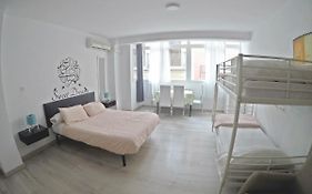Mesonhomes Suites Center - Stay & Work